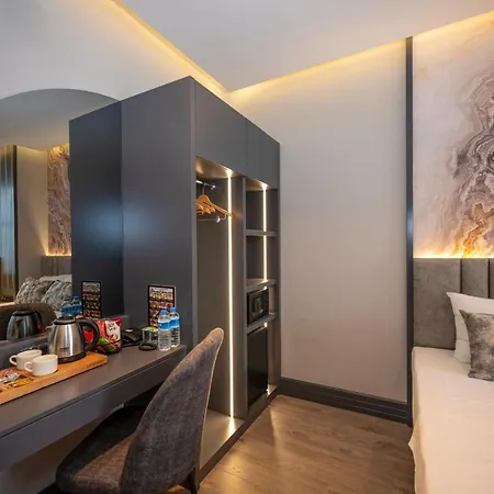 World Class - Istanbul Airport 4*