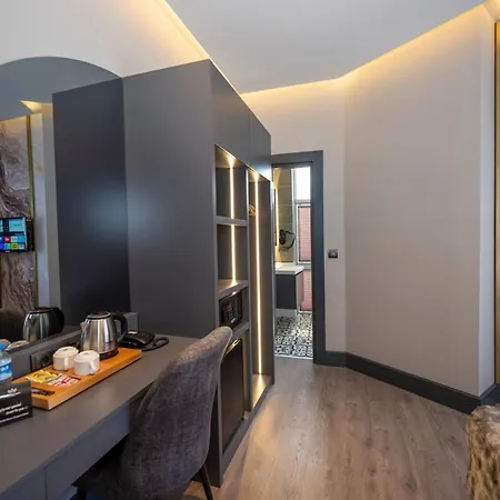 Hotel World Class - Istanbul Airport 4*